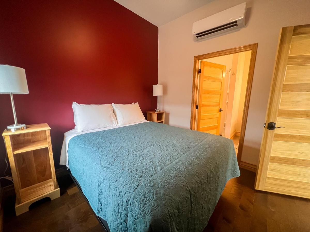 Goldfinch Suites Elkader Εξωτερικό φωτογραφία